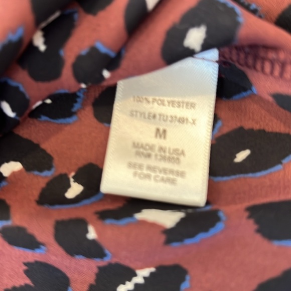 West Kei Leopard Print‎ Hi-Low Flounce Top, SZ M, 3/4 Tie Sleeve, EUC - Picture 3 of 7